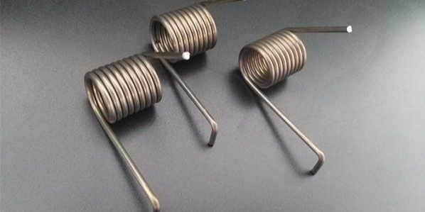 不銹鋼彈簧應該用什么清洗？