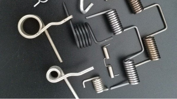 選擇扭轉彈簧時應該注意什么？